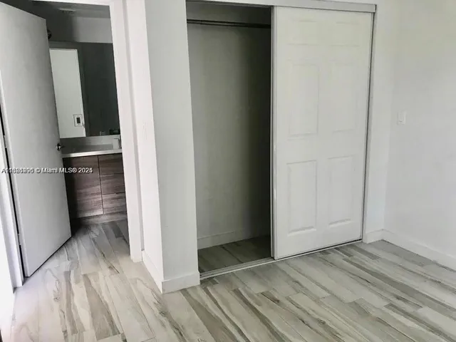 $259,000 | 1560 Meridian Avenue, Unit 206, Miami Beach, FL 33139