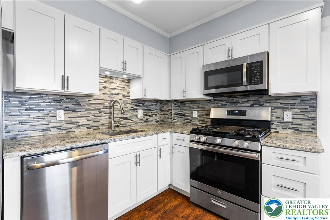 815 Ridge Street West Easton, PA 18042 - Photo 11 of 31 Gallery Image 11