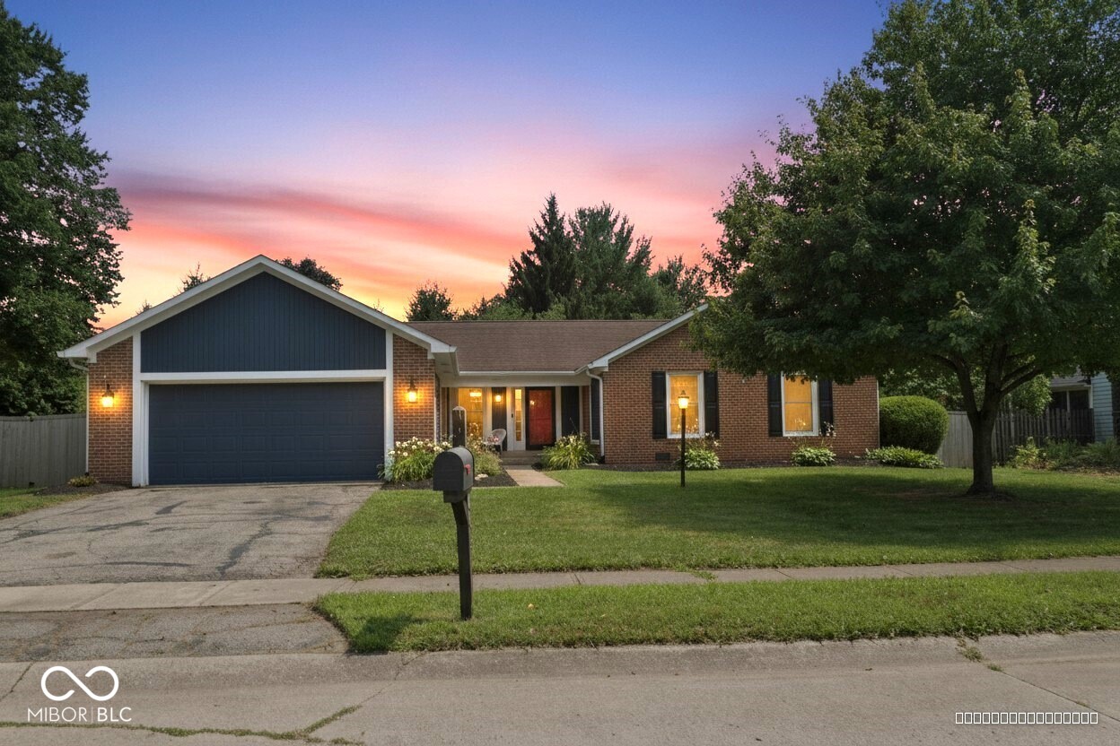 4667 Wembly Lane Carmel, IN 46033 - Photo 4 of 35