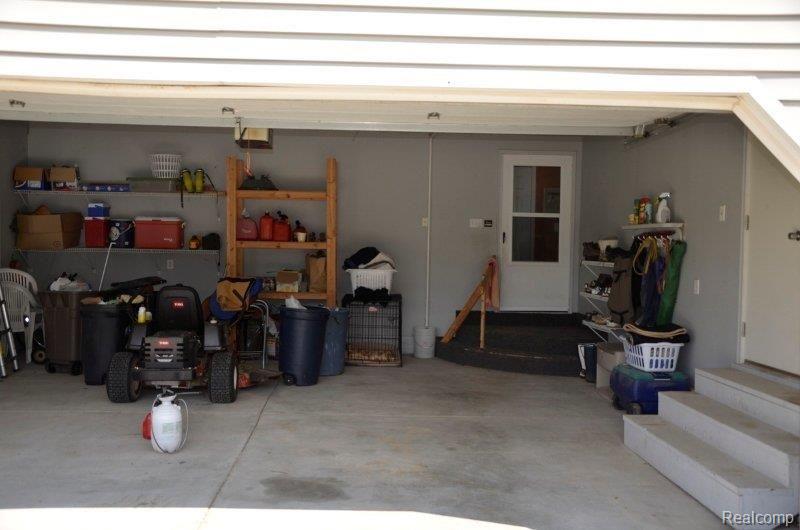12335 Fish Lake Road Holly, MI 48442 - Photo 37 of 39 2 Car Garage