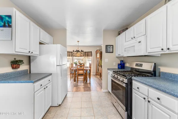 $669,900 | 103 Trenor Lane, Powells Point, NC 27966