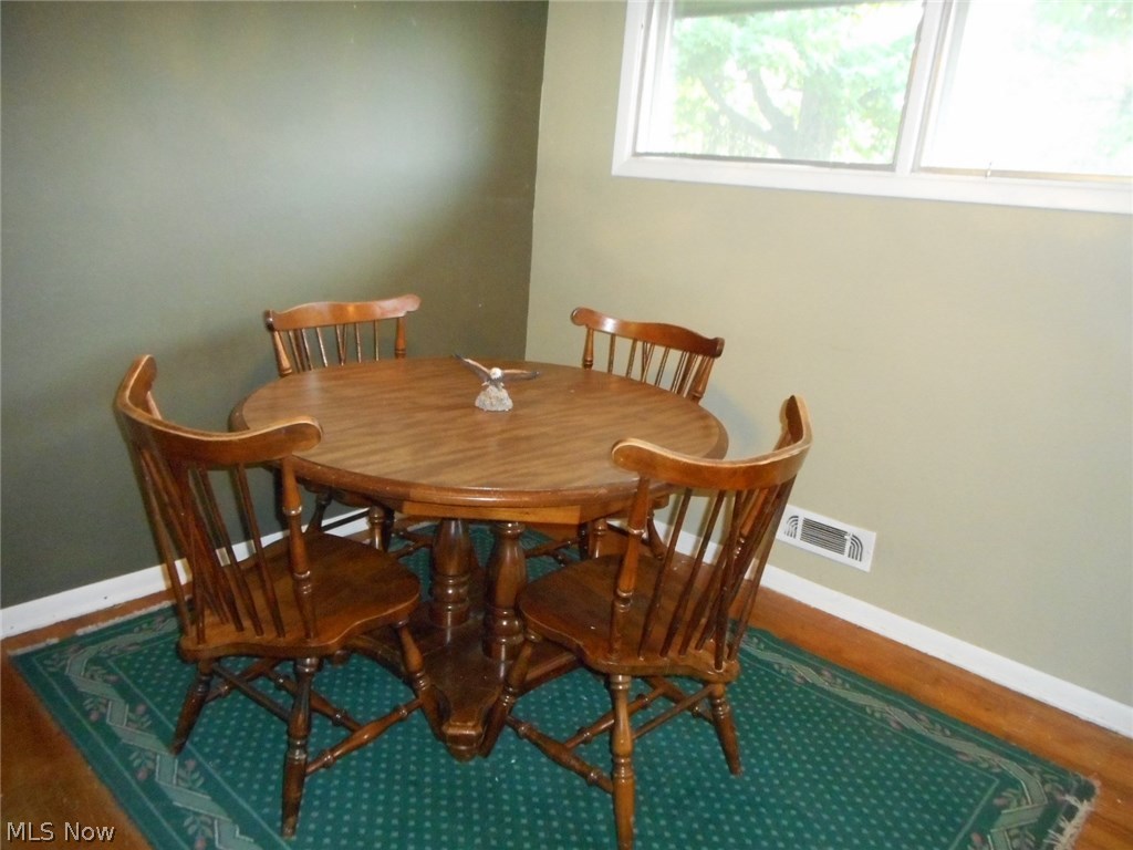 8670 Priem Road Strongsville, OH 44149 - Photo 12 of 34
