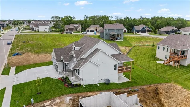 $614,900 | 7719 Northeast 103rd Terrace, Kansas City, MO 64157