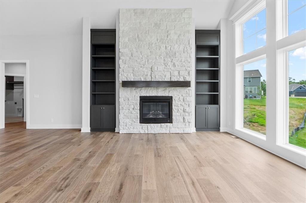 7719 Northeast 103rd Terrace Kansas City, MO 64157 - Photo 9 of 42