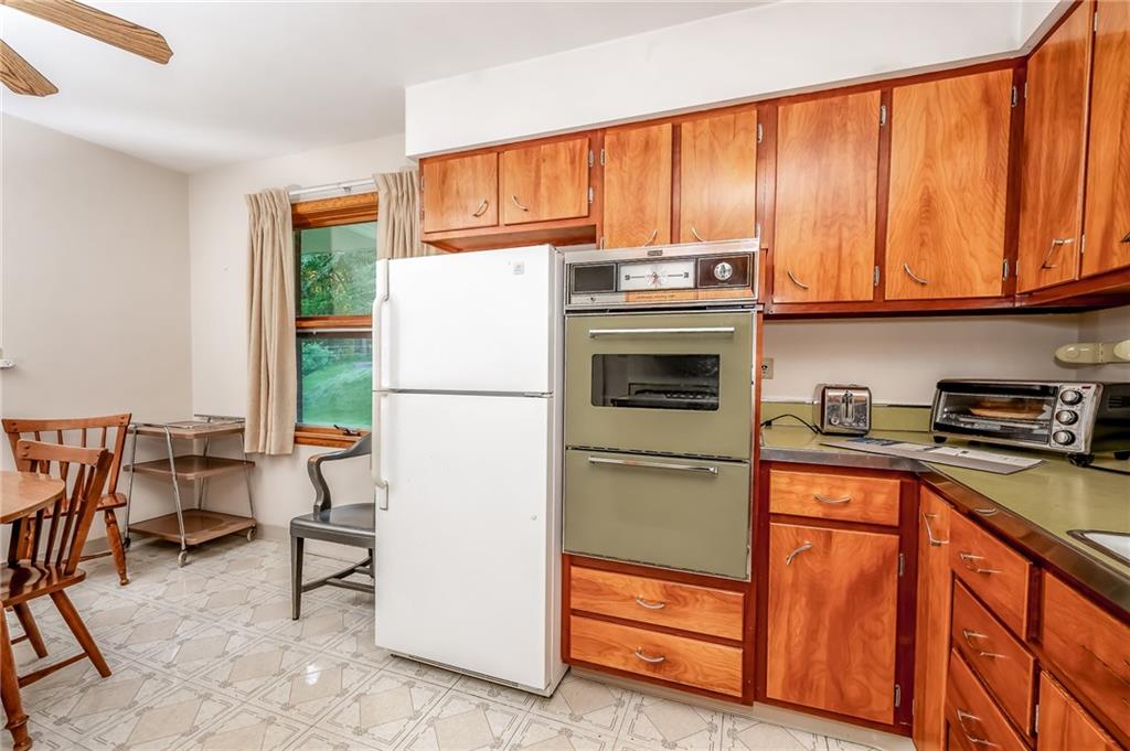 465 North 9th Street Indiana, PA 15701 - Photo 11 of 28