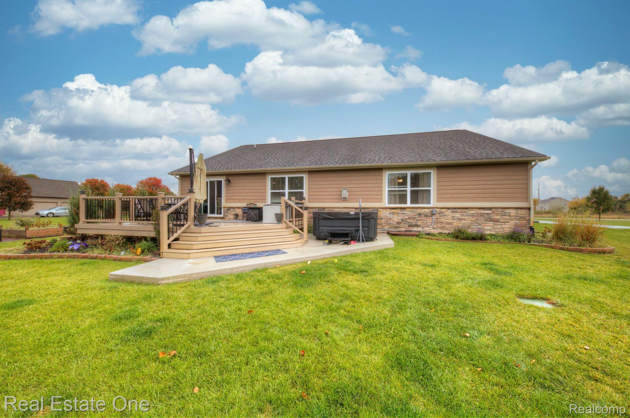 3593 Outback Trail Pinckney, MI 48169 - Photo 6 of 71 Gallery Image 6
