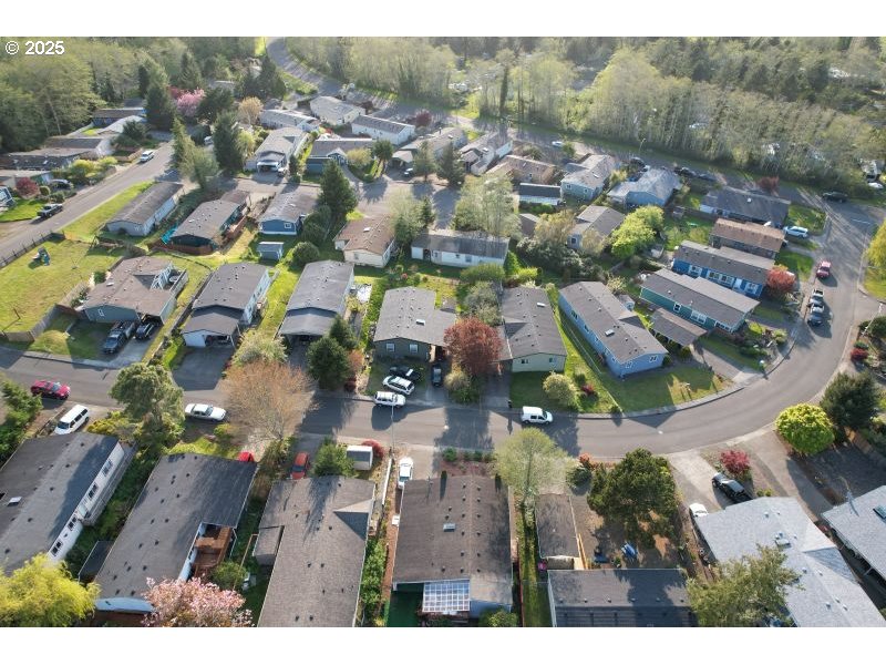 481 Hillside Loop Seaside, OR 97138 - Photo 9 of 47 an aerial view of a city