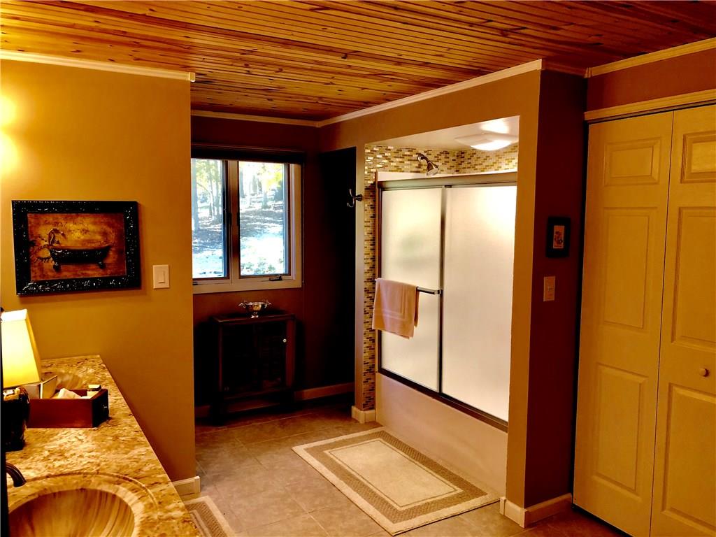 1446 Jackson Branch Road Nashville, IN 47448 - Photo 7 of 34 Gallery Image 7