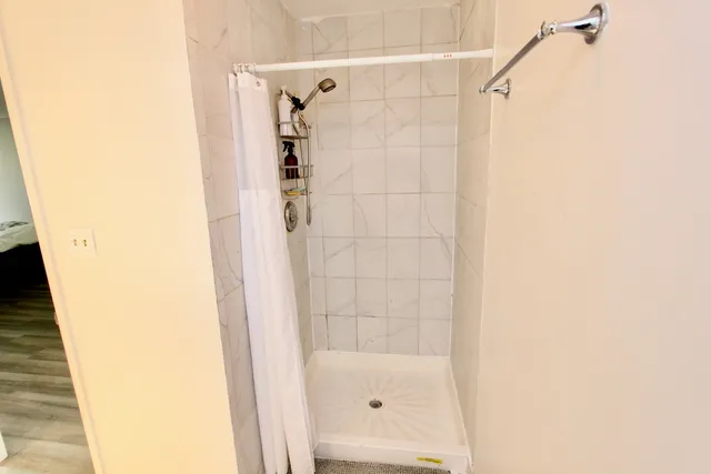 $257,000 | 10 Old Oak Drive, Unit 103, Buffalo Grove, IL 60089