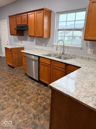 $2,400 | 667 Timeless Run, Greenwood, IN 46143