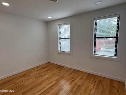 $1,450 | 479 2nd Street, Unit 1, Troy, NY 12180