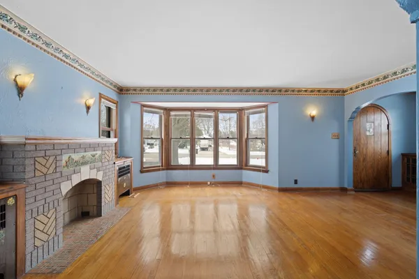 $329,900 | 5144 South 43rd Street, Greenfield, WI 53220