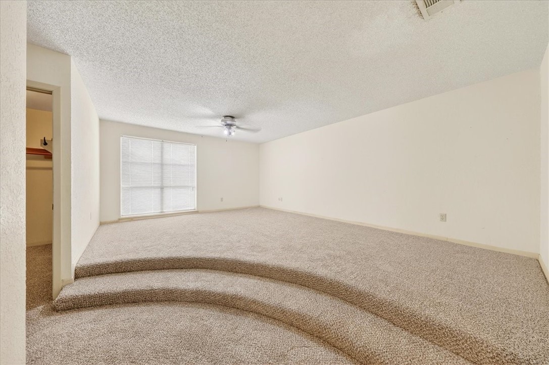 5314 Ridgewood Court Corpus Christi, TX 78413 - Photo 15 of 32 Primary Bedroom