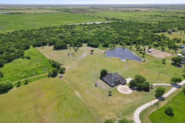 $2,496,000 | 626 Scoggins Road, Tioga, TX 76271