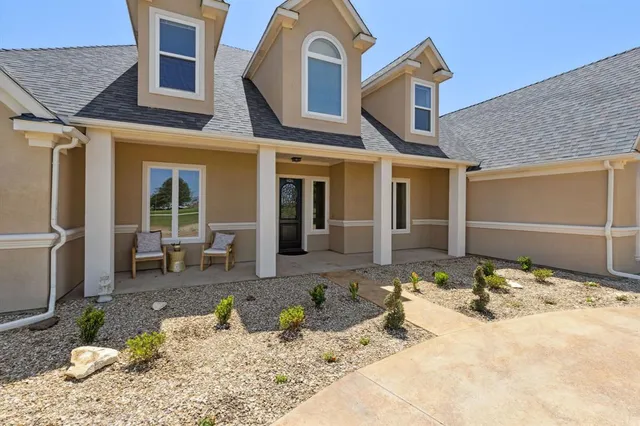 $2,496,000 | 626 Scoggins Road, Tioga, TX 76271