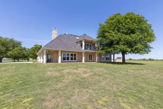 $2,496,000 | 626 Scoggins Road, Tioga, TX 76271