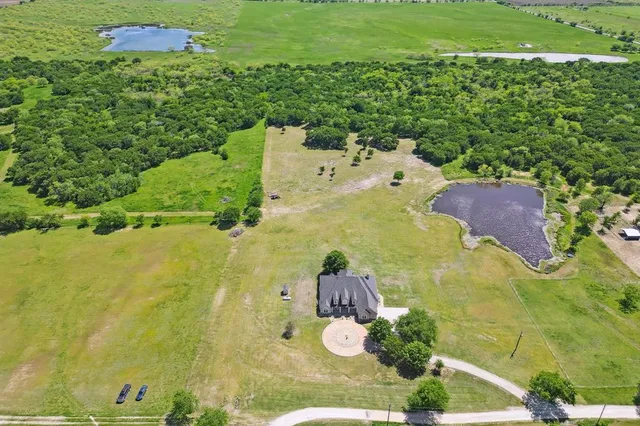 $2,496,000 | 626 Scoggins Road, Tioga, TX 76271