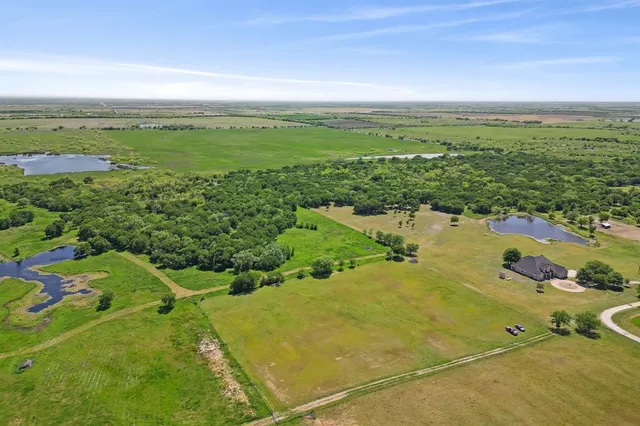 $2,496,000 | 626 Scoggins Road, Tioga, TX 76271