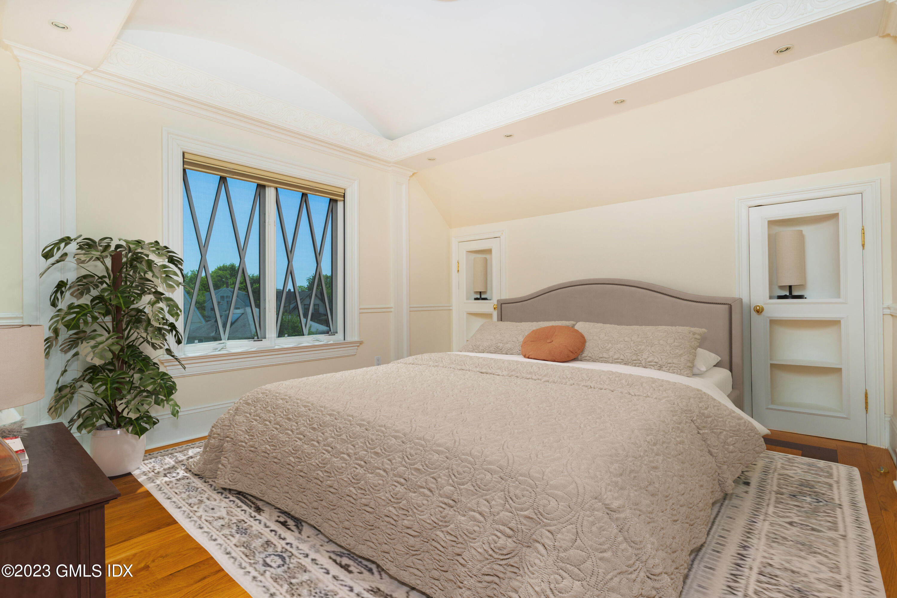 83 Havemeyer Place, Unit B Greenwich, CT 06830 - Photo 11 of 28 47bf5a245da616f43e4282abe1ed34fd991e54f5