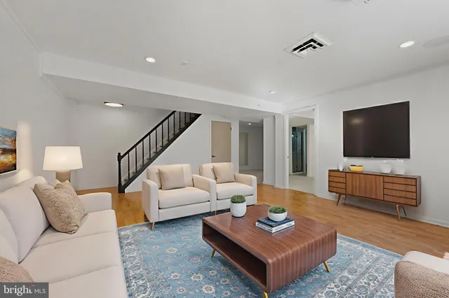 $1,250,000 | 6 Southview Path, Chadds Ford, PA 19317