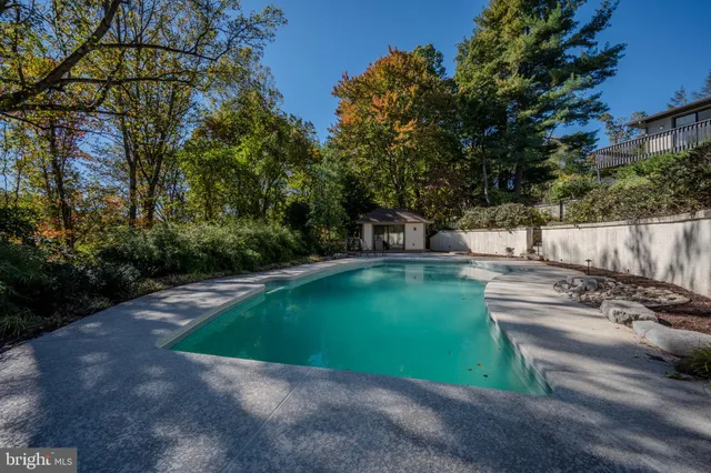 $1,250,000 | 6 Southview Path, Chadds Ford, PA 19317