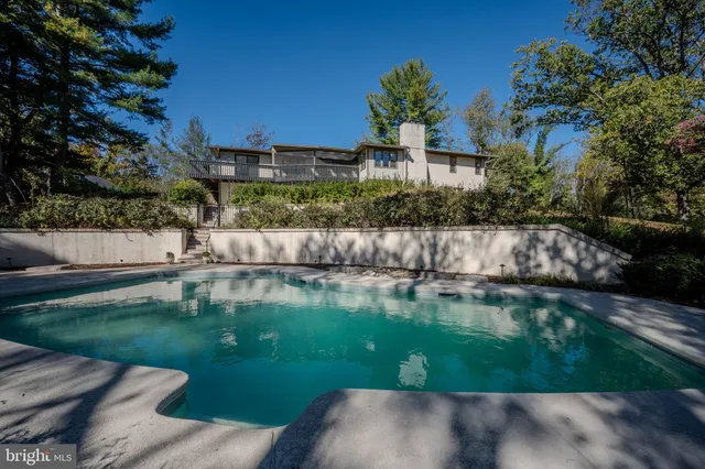 $1,250,000 | 6 Southview Path, Chadds Ford, PA 19317