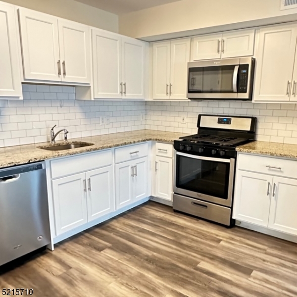 290 3rd Street, Unit D1 Hackensack, NJ 07601 - Photo 7 of 21