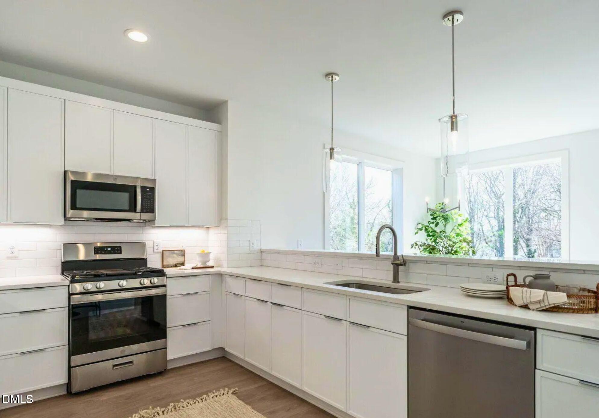 621 Walnut Hts Drive, Unit 103 Raleigh, NC 27610 - Photo 6 of 18 1703925948 (2)