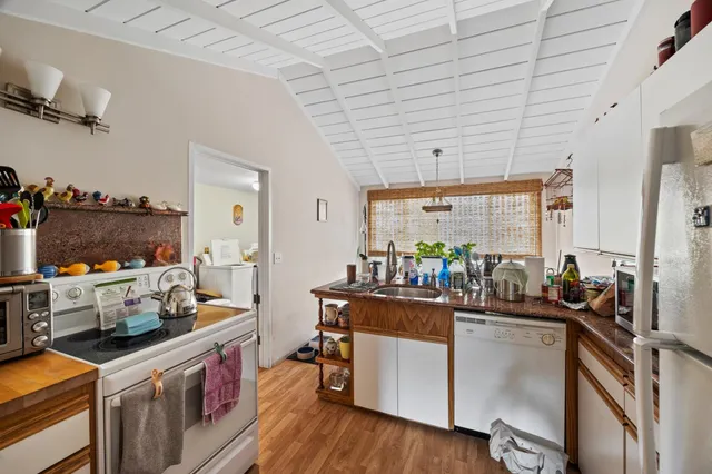 $1,499,950 | 1385 Elm Street, San Carlos, CA 94070