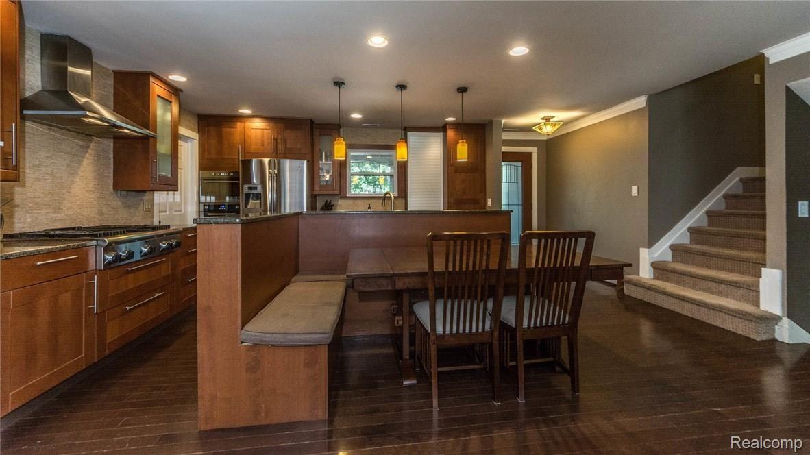 16512 Farmington Road Livonia, MI 48154 - Photo 14 of 80 dsc_0025.jpg