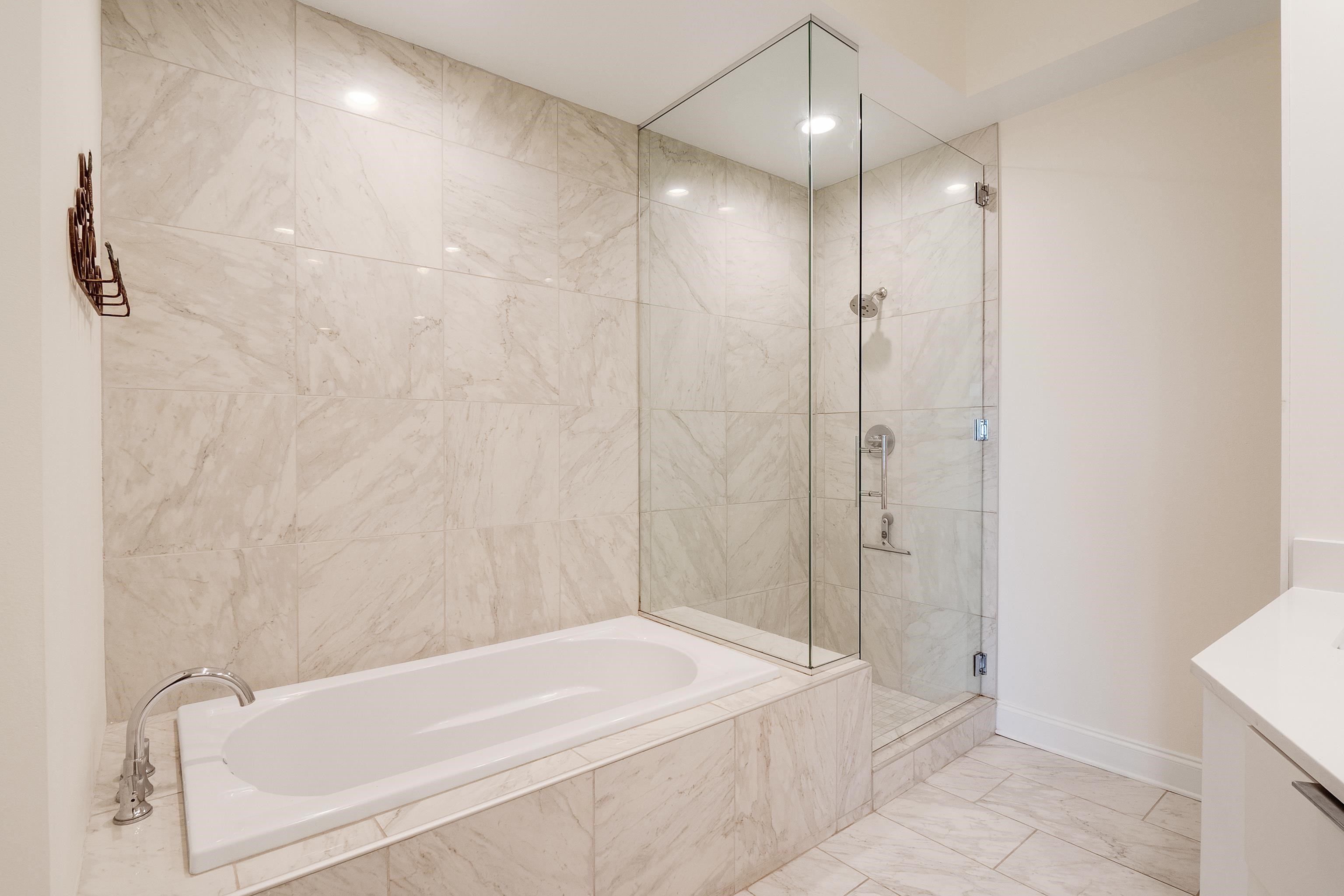 717 Riverside Drive, Unit 1004 Memphis, TN 38103 - Photo 18 of 28