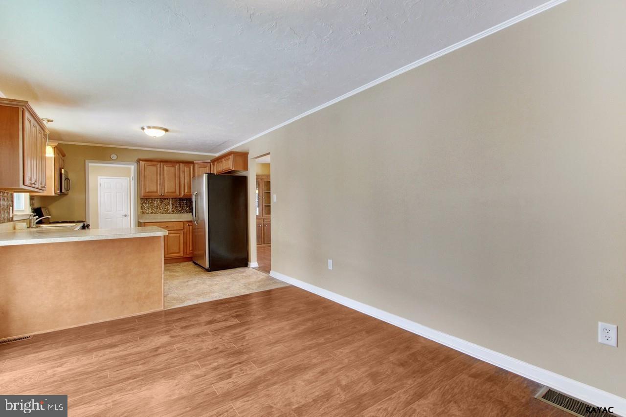 2015 Grandview Road Hanover, PA 17331 - Photo 11 of 25