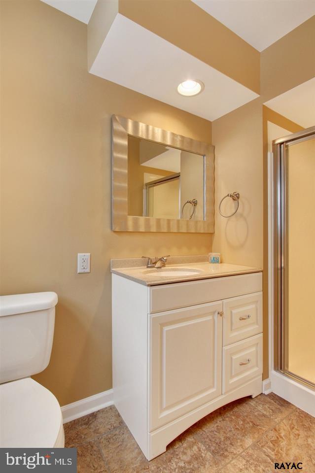 2015 Grandview Road Hanover, PA 17331 - Photo 16 of 25
