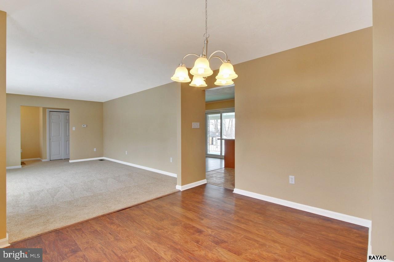 2015 Grandview Road Hanover, PA 17331 - Photo 7 of 25