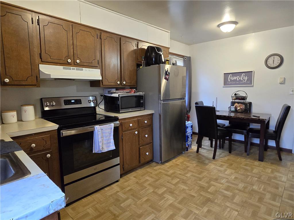 5388 Chapmans Road Orefield, PA 18069 - Photo 19 of 27 Kitchen Apartment 3