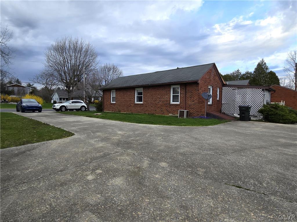 5388 Chapmans Road Orefield, PA 18069 - Photo 27 of 27 Second Drive Way