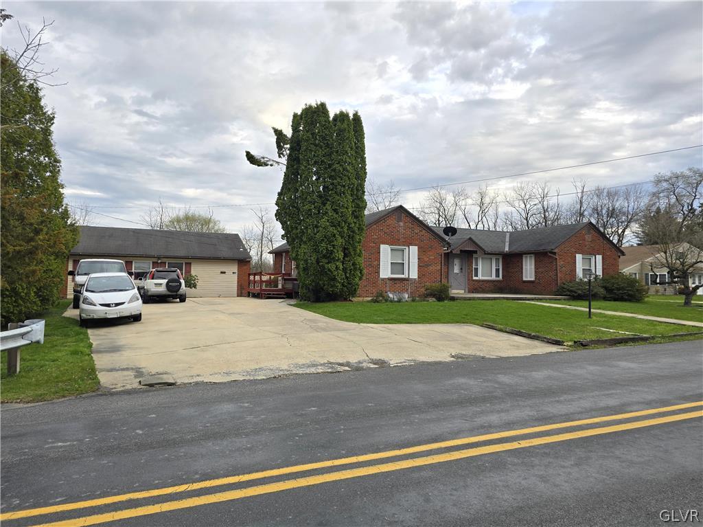 5388 Chapmans Road Orefield, PA 18069 - Photo 3 of 27 Front 3