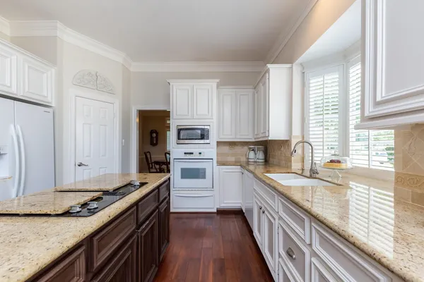 $3,700 | 4915 Keneshaw Street, Sugar Land, TX 77479