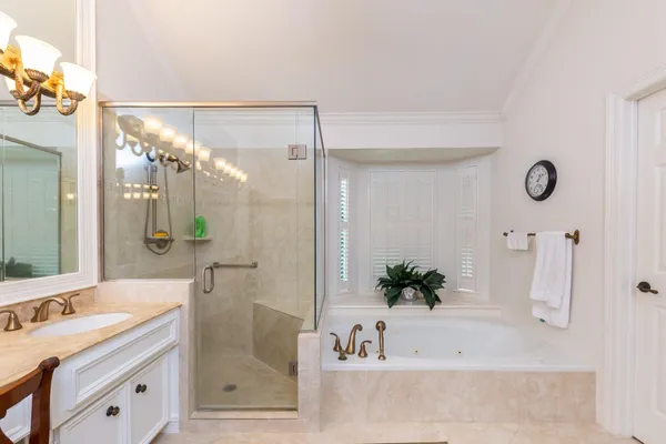 $3,700 | 4915 Keneshaw Street, Sugar Land, TX 77479