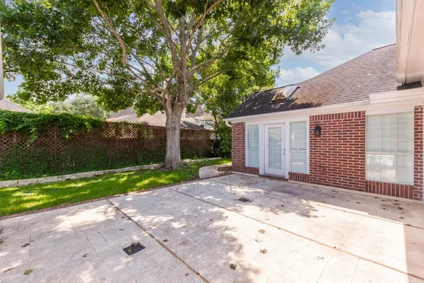 $3,700 | 4915 Keneshaw Street, Sugar Land, TX 77479