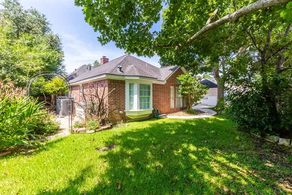 $3,700 | 4915 Keneshaw Street, Sugar Land, TX 77479