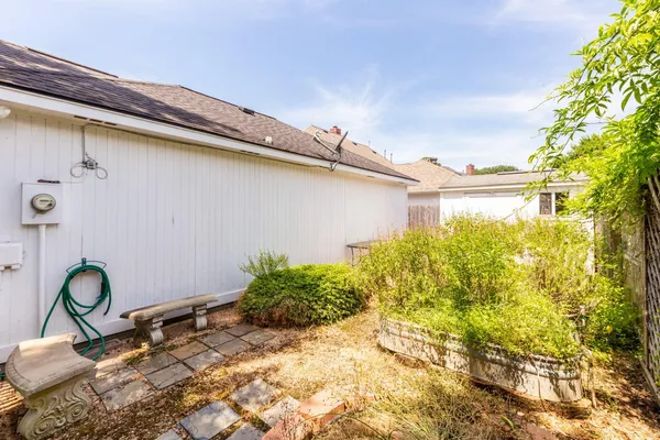 $3,700 | 4915 Keneshaw Street, Sugar Land, TX 77479