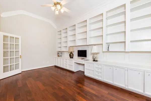 $3,700 | 4915 Keneshaw Street, Sugar Land, TX 77479