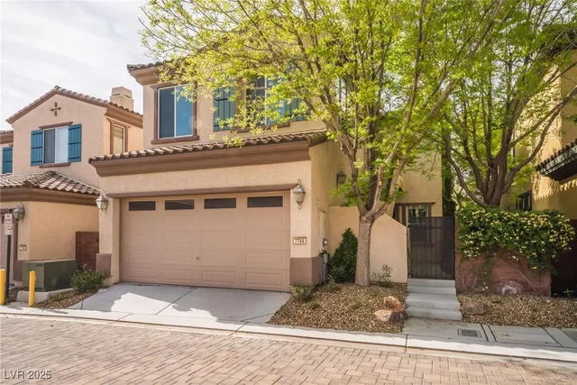 $2,750 | 7744 White Ginger Avenue, Las Vegas, NV 89178
