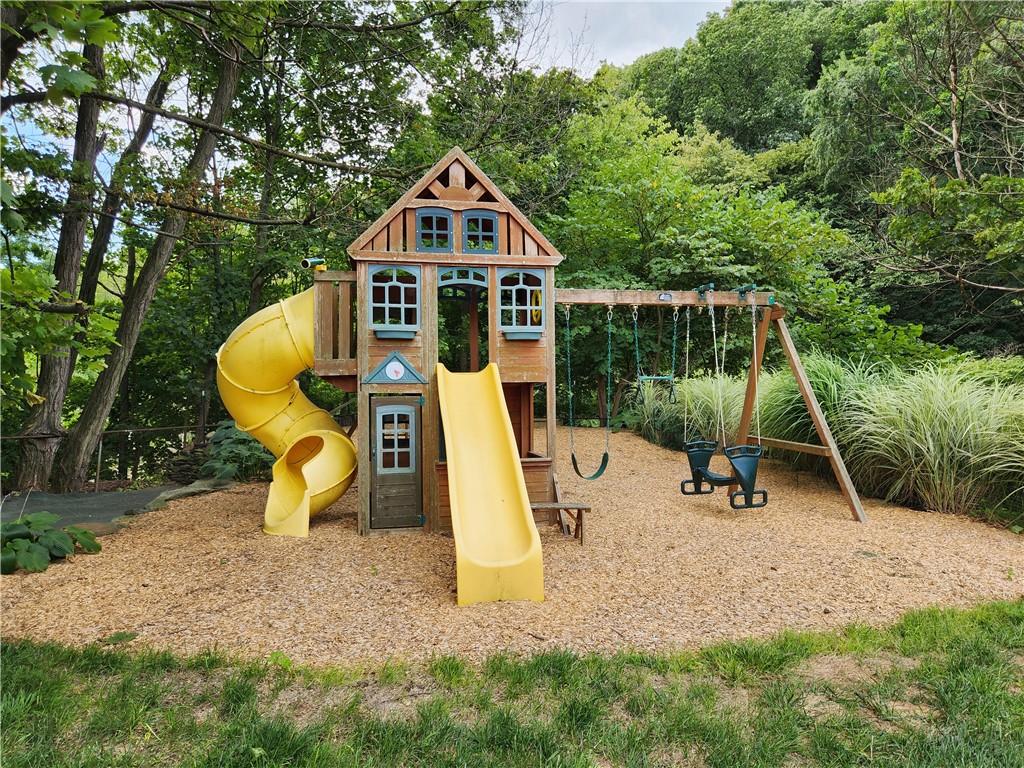 9 South Spring Street Pittsburgh, PA 15223 - Photo 15 of 22 a view of a park with a slide