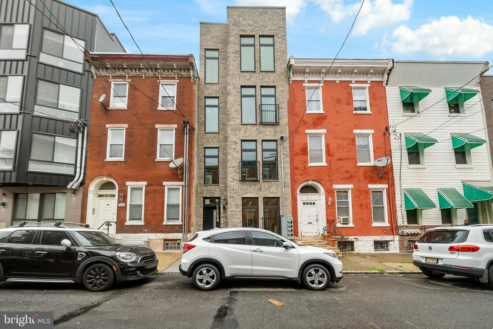 1613 Brown Street, Unit A Philadelphia, PA 19130 - Photo 3 of 16