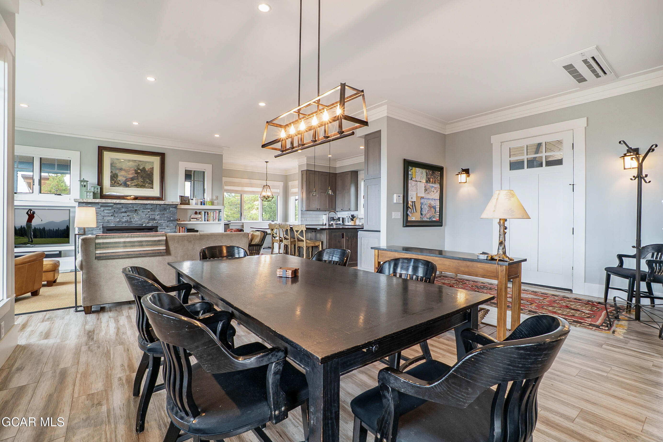 865 Stratus Court Granby, CO 80446 - Photo 11 of 50 7.Dining_Table_3