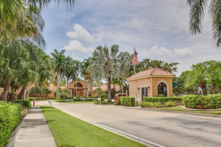 6828 Sun River Road Boynton Beach, FL 33437 - Photo 41 of 46 sun river gate
