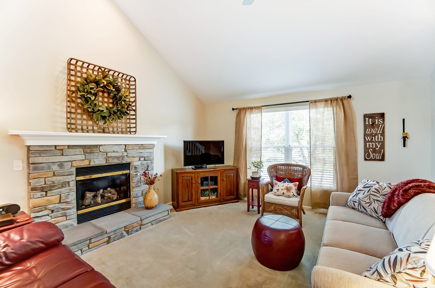 10127 Oak Trail Road Fort Wayne, IN 46825 - Photo 5 of 24 Gallery Image 5