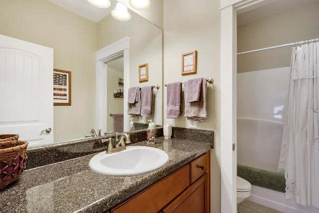 23935 Devonfield Lane Daphne, AL 36526 - Photo 14 of 17 Bathroom 2